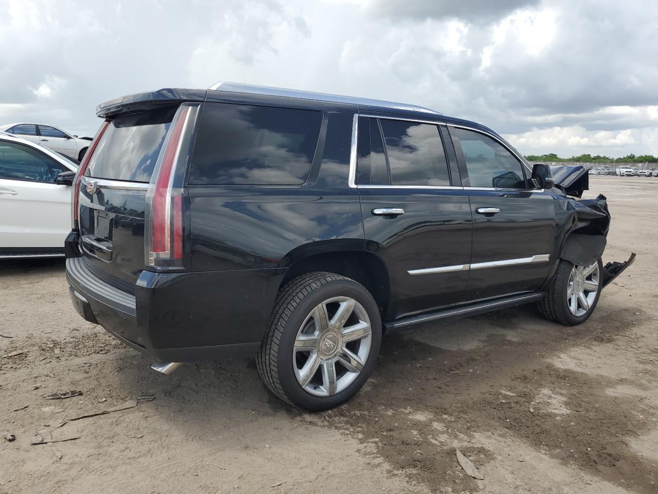 1GYS4NKJ3FR662735 2015 Cadillac Escalade Premium