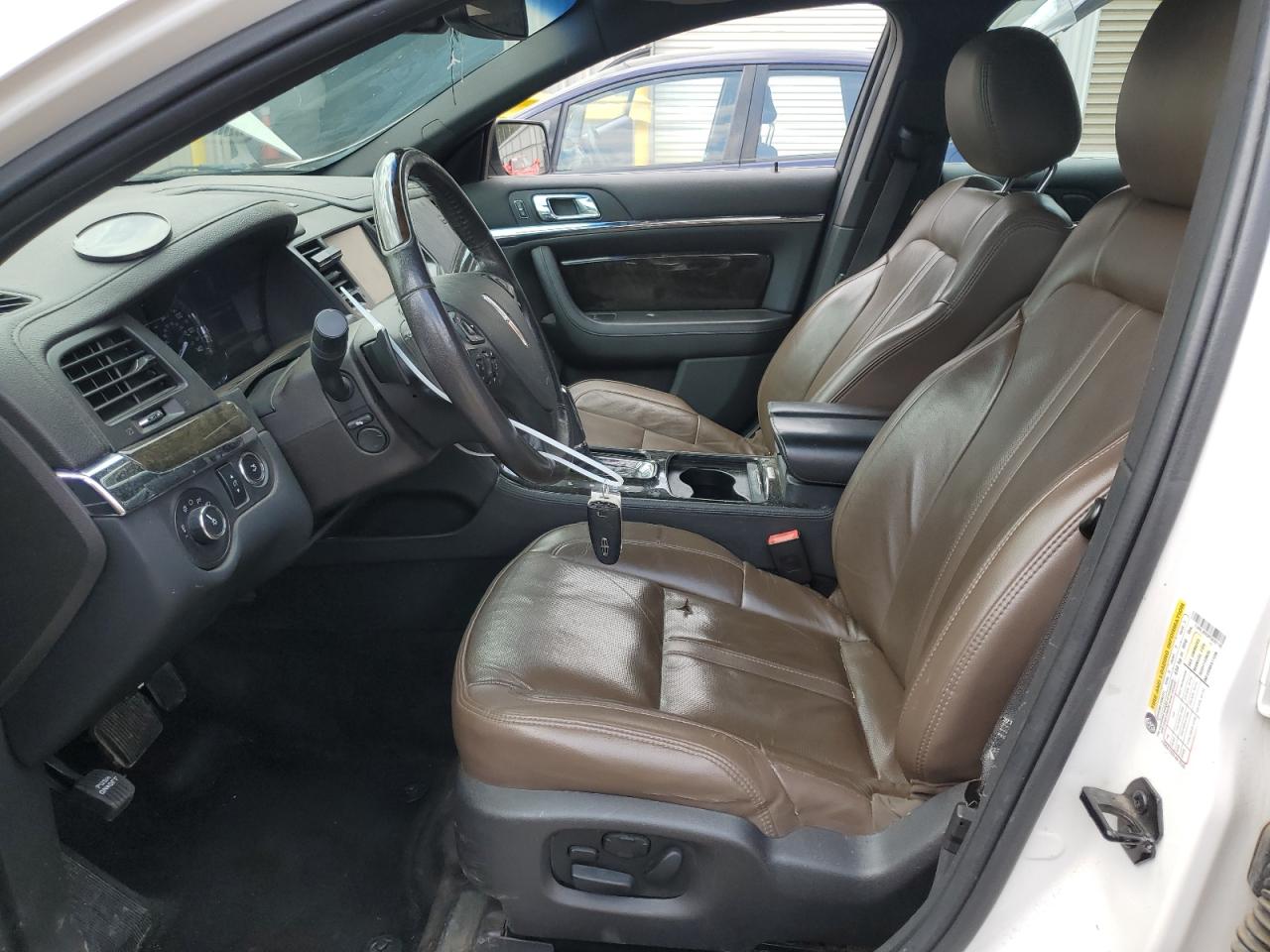 2015 Lincoln Mks VIN: 1LNHL9EK8FG605100 Lot: 68726484