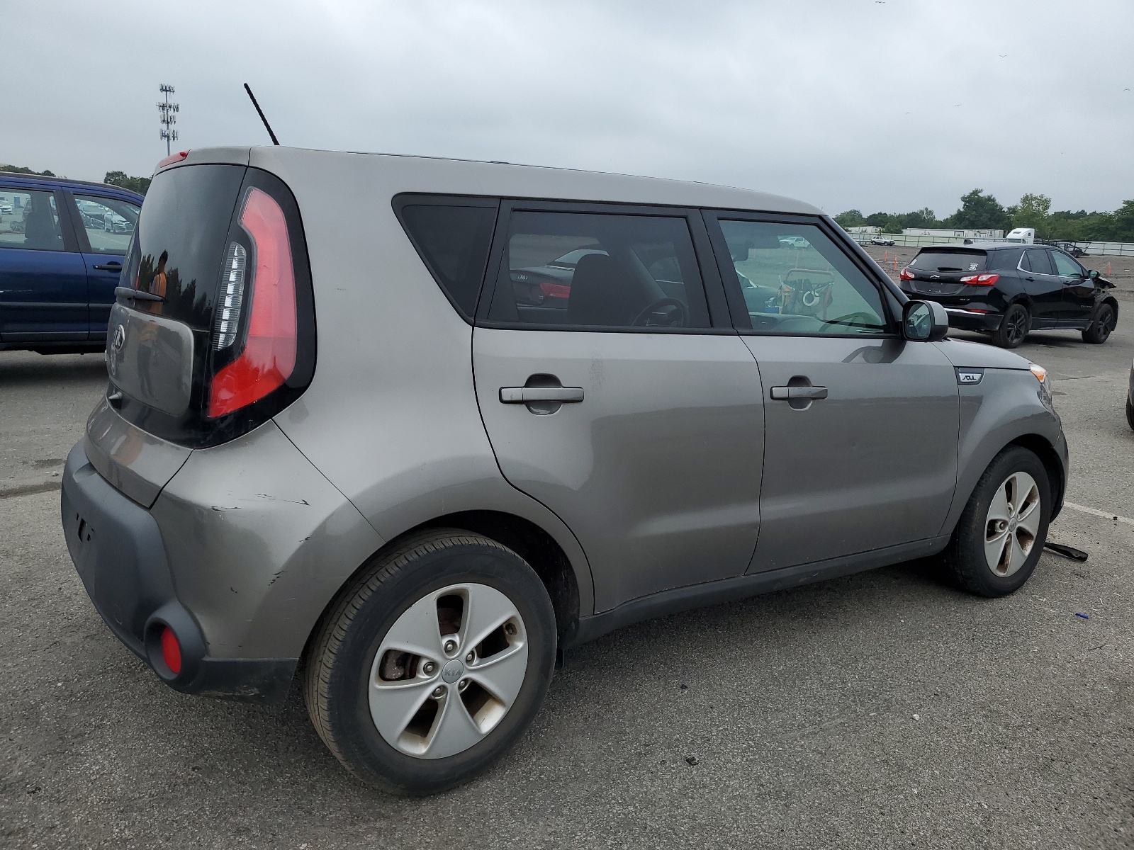 2016 Kia Soul vin: KNDJN2A27G7383941