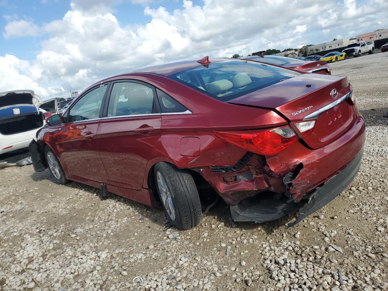 2014 Hyundai Sonata - Image 2