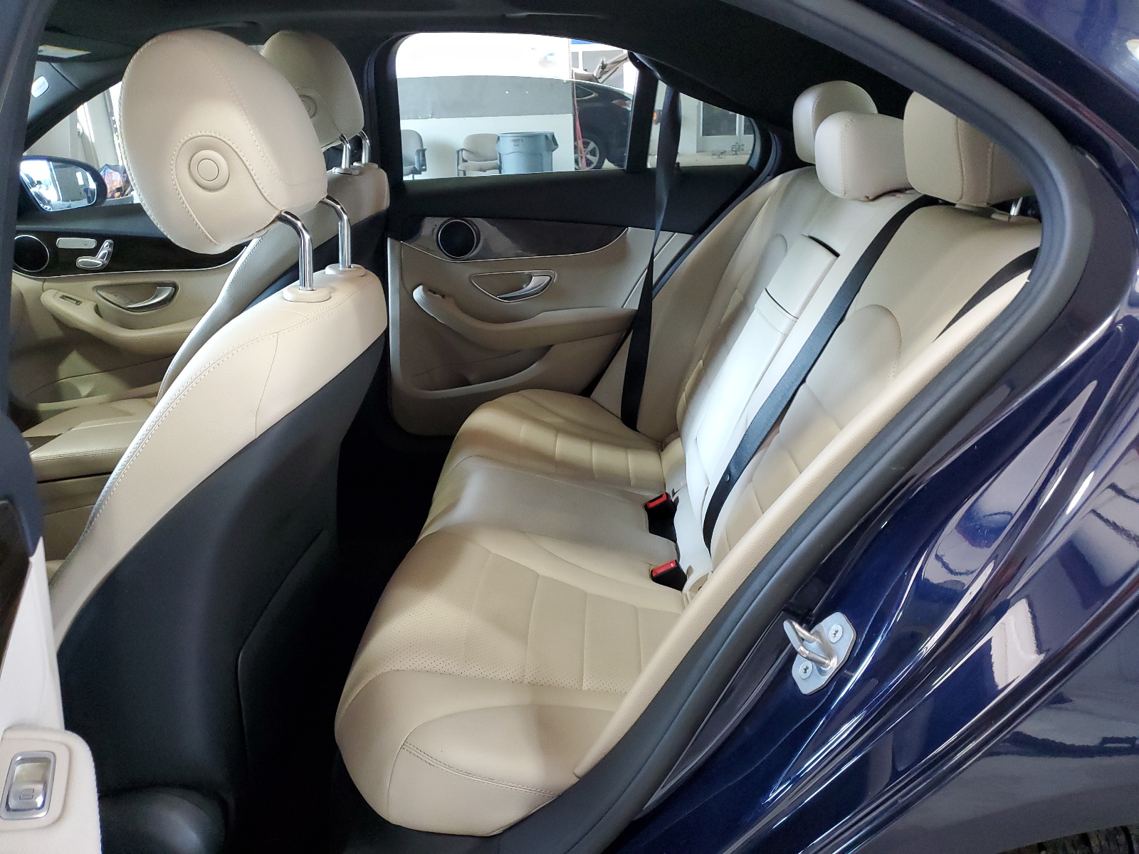 WDDWF4KBXJR417238 2018 Mercedes-Benz C 300 4Matic