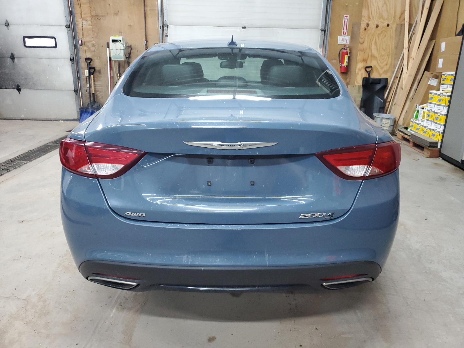 1C3CCCDG1FN615718 2015 Chrysler 200 S