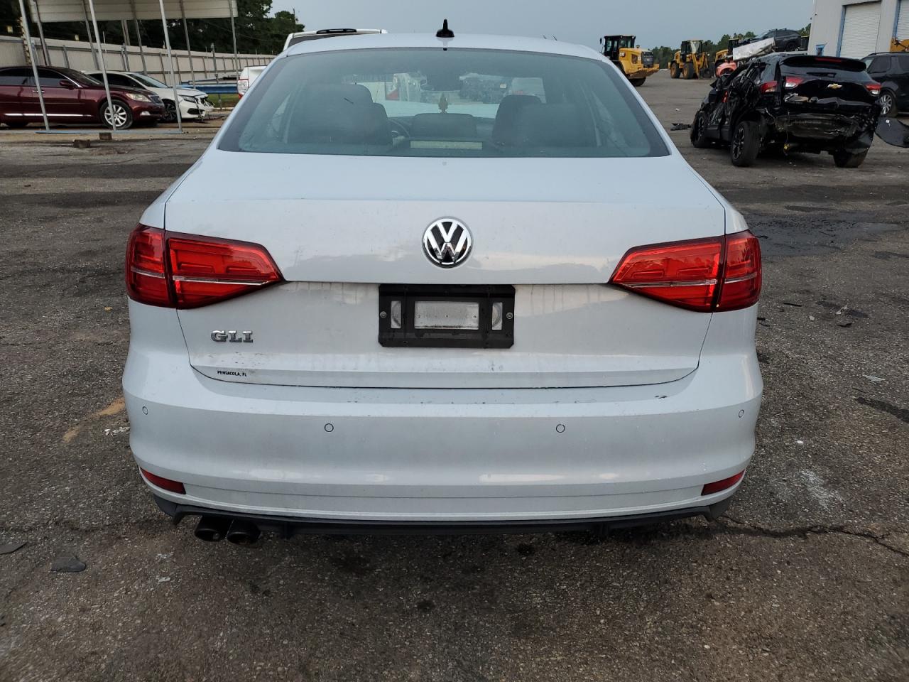 3VW4T7AJ5HM294882 2017 Volkswagen Jetta Gli