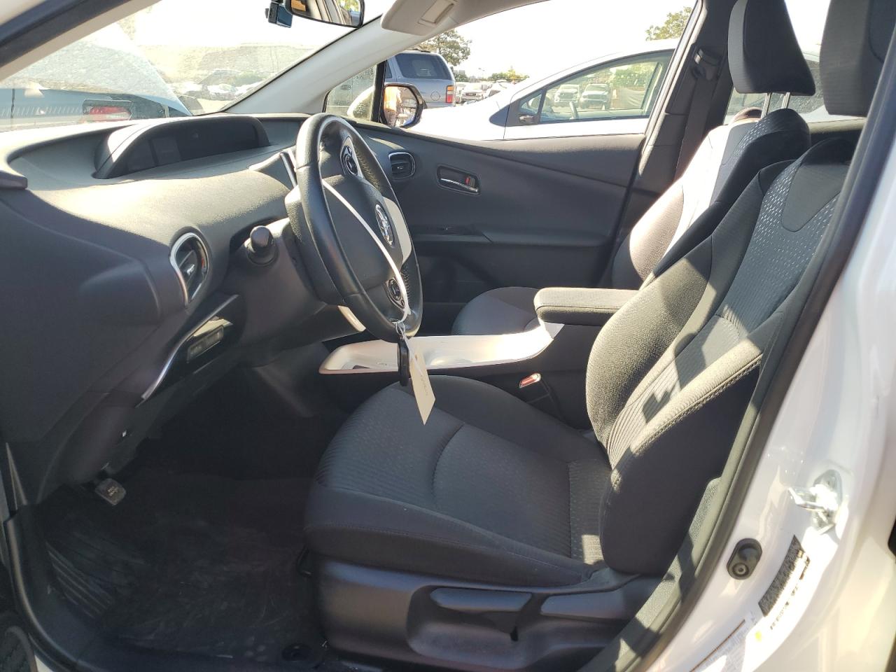 2016 Toyota Prius VIN: JTDKARFU1G3013806 Lot: 66370624