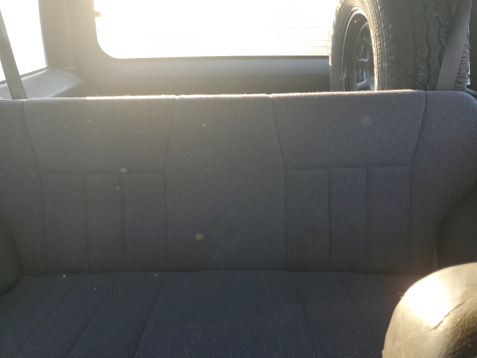 1J4FT58S1YL270766 2000 Jeep Cherokee Classic