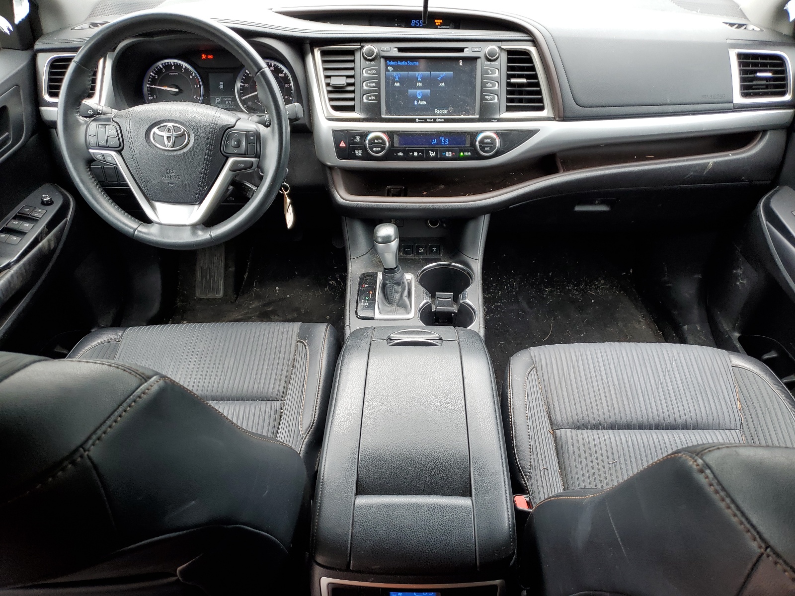 5TDBKRFH1GS269815 2016 Toyota Highlander Le