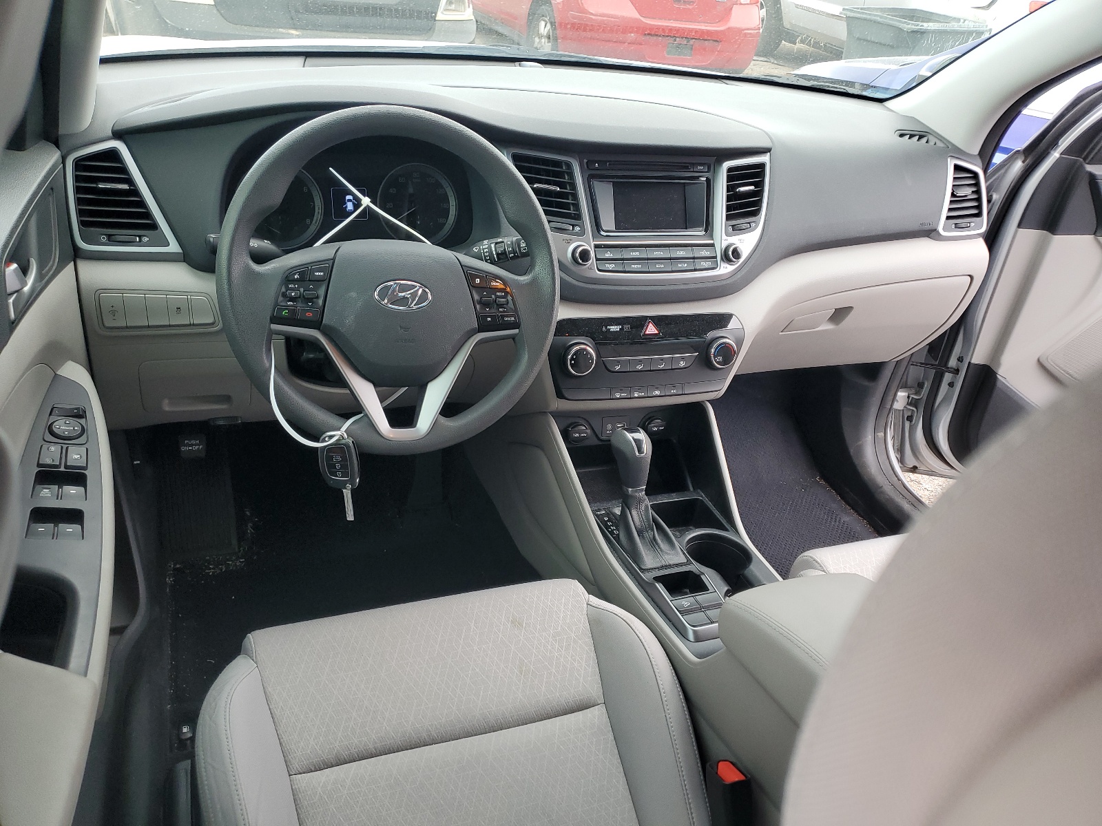 KM8J23A42JU649306 2018 Hyundai Tucson Se