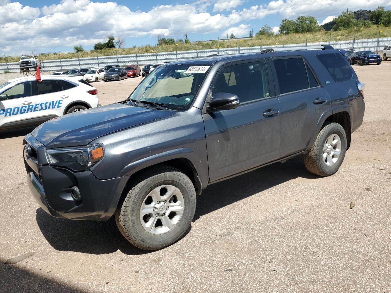 2022 Toyota 4Runner Sr5/Sr5 Premium for Sale in Colorado Springs, CO - Front End