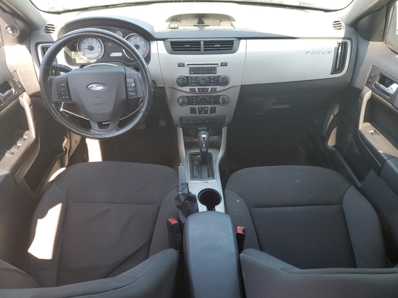 2008 Ford Focus - Image 8