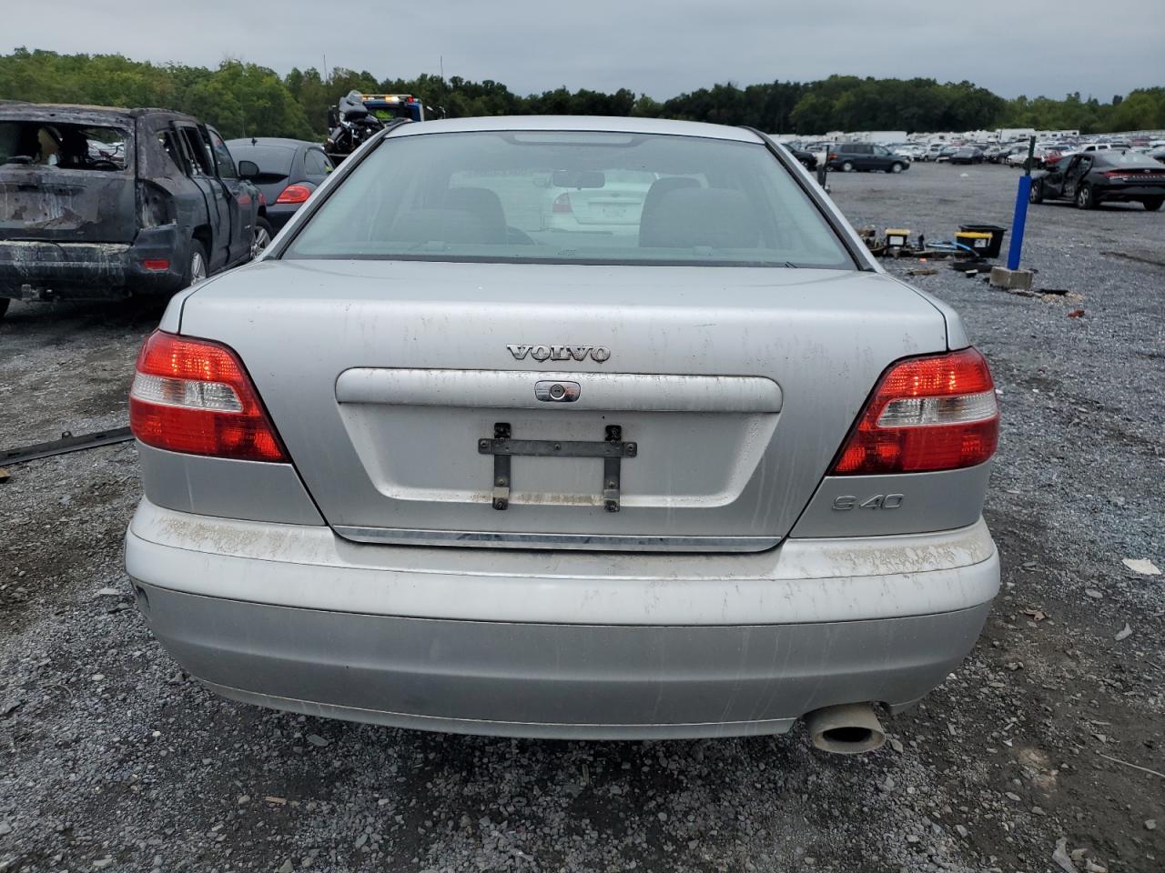 2003 Volvo S40 1.9T VIN: YV1VS27533F970370 Lot: 68223364