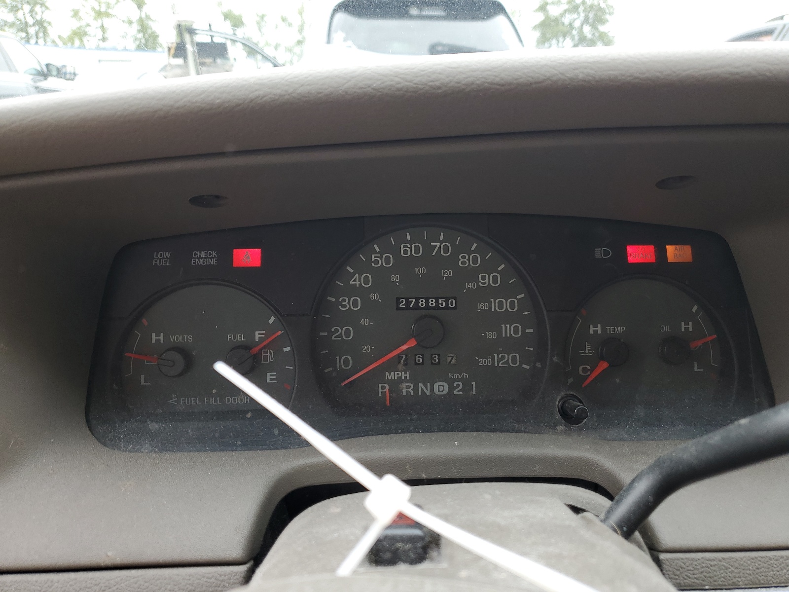 2MEFM75W92X624256 2002 Mercury Grand Marquis Ls