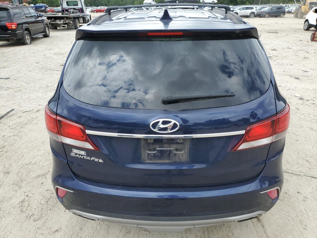 KM8SN4HF3JU285583 2018 Hyundai Santa Fe Se