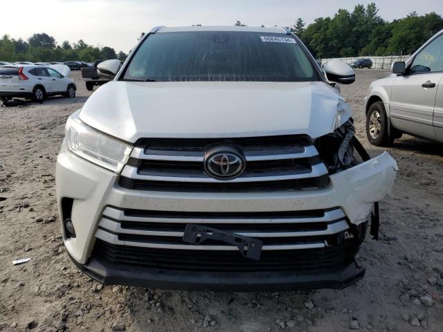  TOYOTA HIGHLANDER 2017 Белый