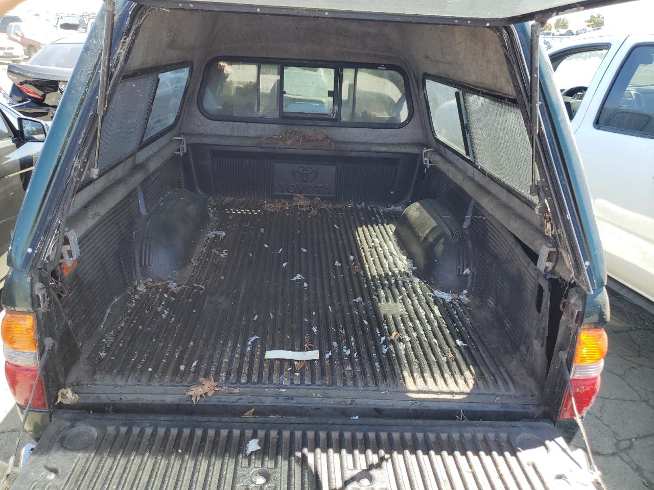 2003 Toyota Tacoma Xtracab VIN: 5TEVL52N63Z299033 Lot: 68162154