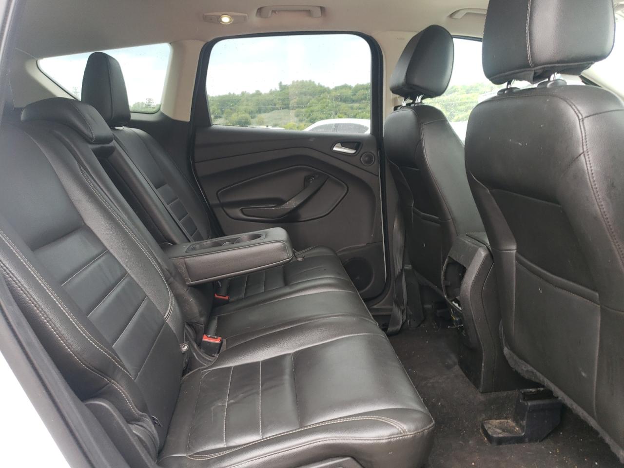 2015 Ford Escape - Image 11