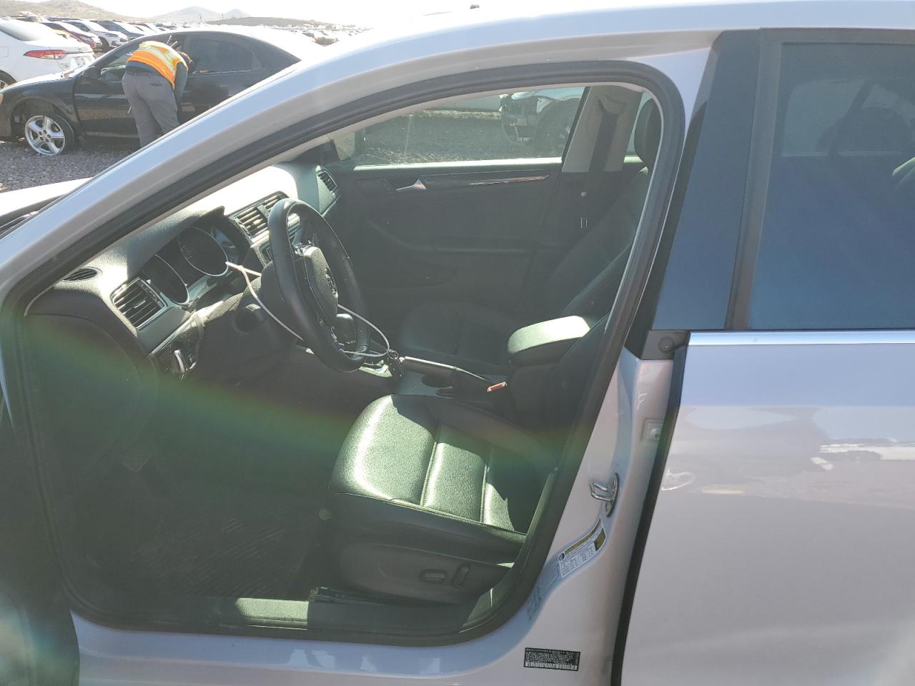 2017 Volkswagen Jetta Sel VIN: 3VWL17AJXHM401443 Lot: 66820064