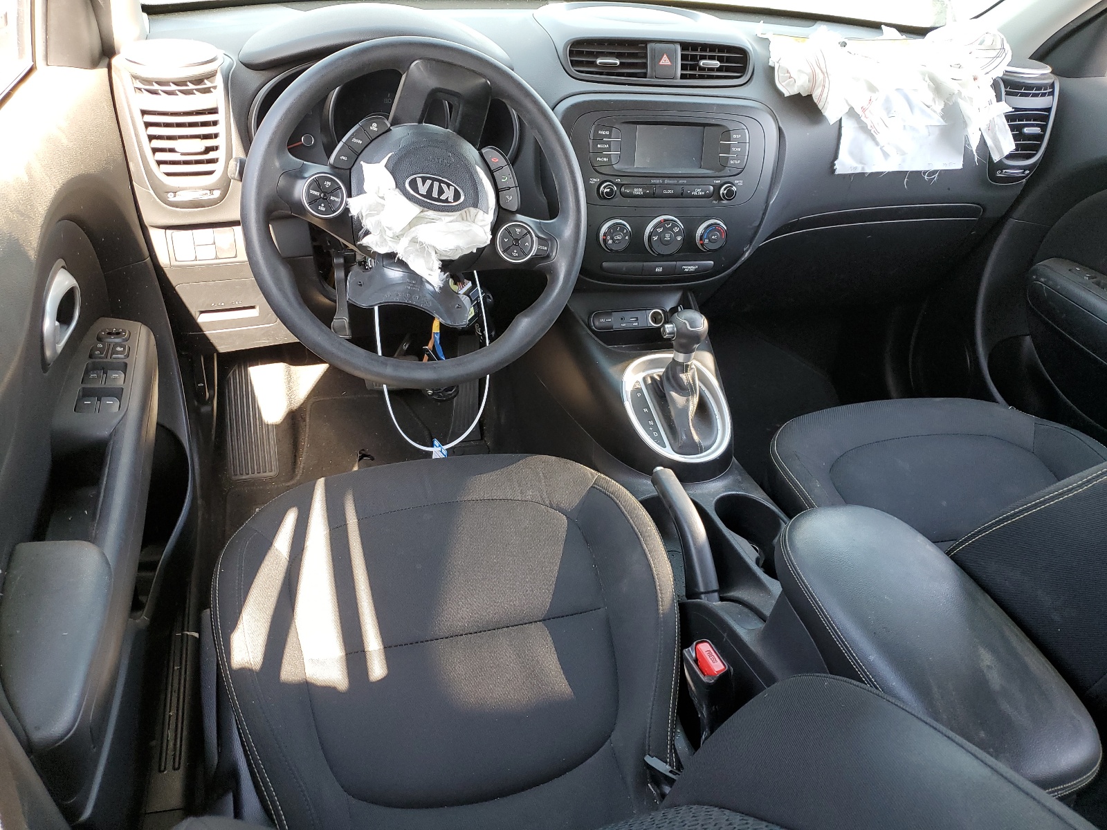 KNDJP3A56G7273599 2016 Kia Soul +