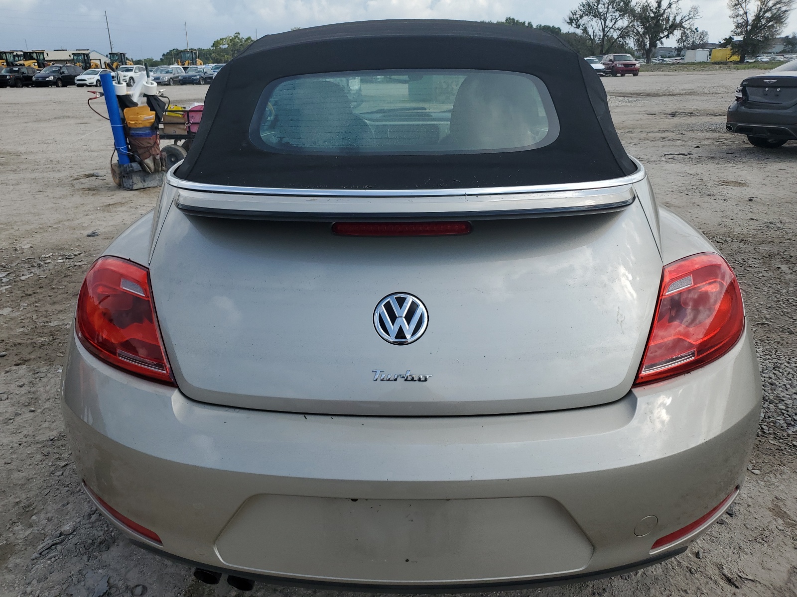 3VW507AT0GM800809 2016 Volkswagen Beetle S/Se