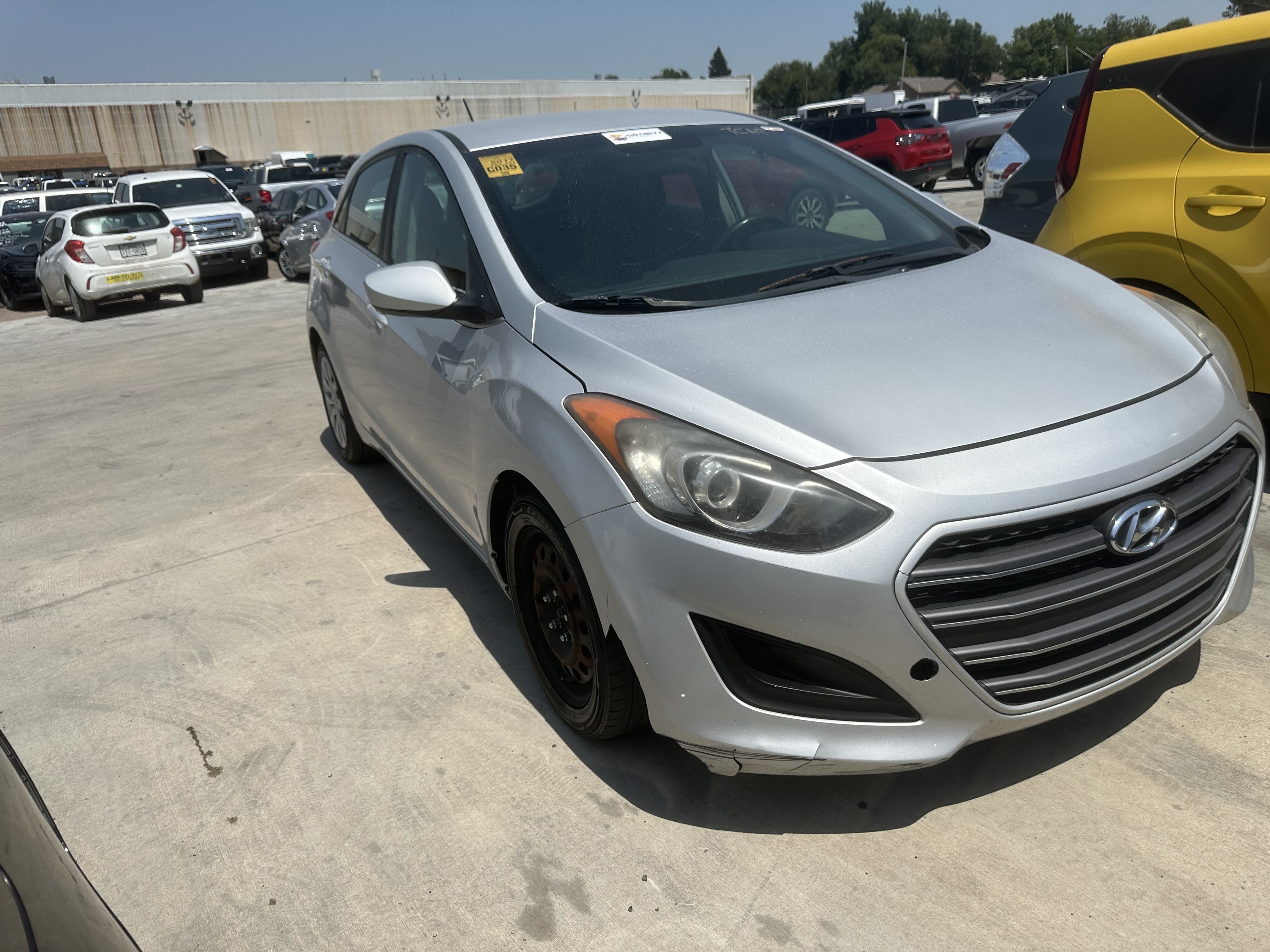 2017 Hyundai Elantra Gt vin: KMHD35LH0HU375426