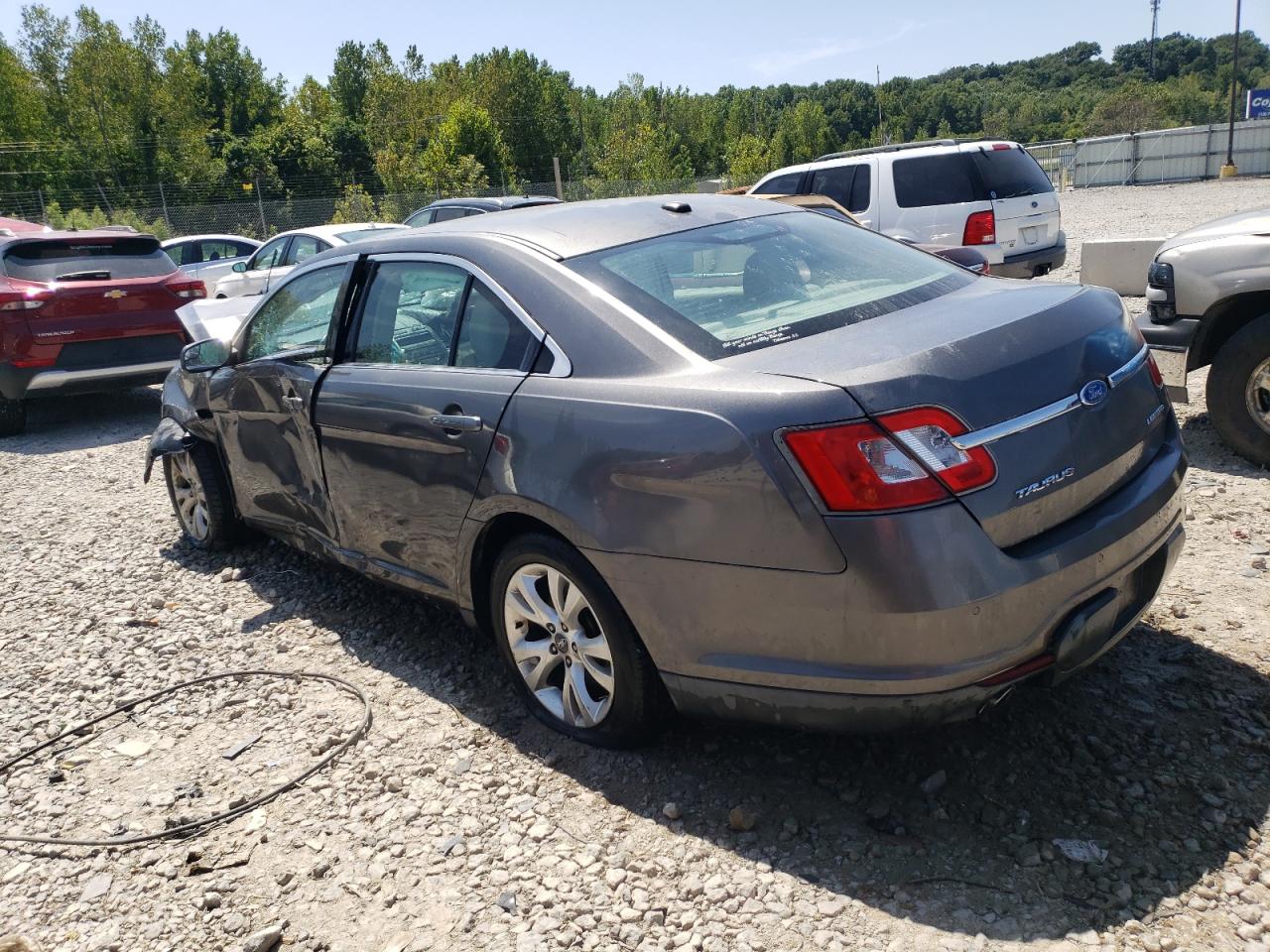2012 Ford Taurus - Image 2