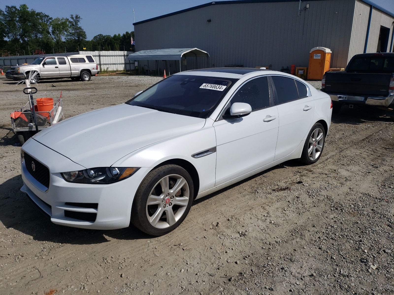 2018 Jaguar Xe Premium vin: SAJAJ4FN0JCP30648