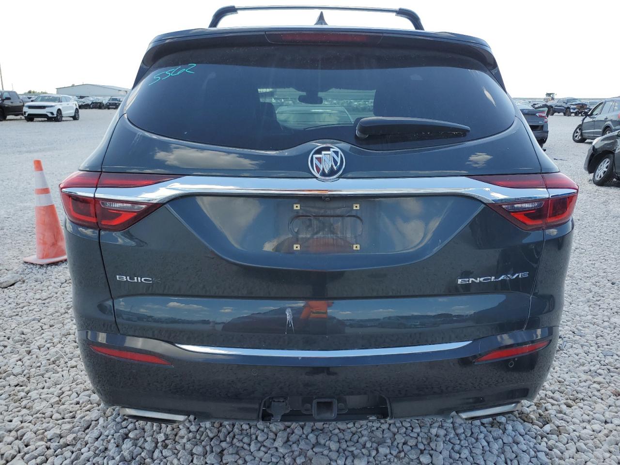 2018 Buick Enclave Premium VIN: 5GAERCKW8JJ149753 Lot: 67253884