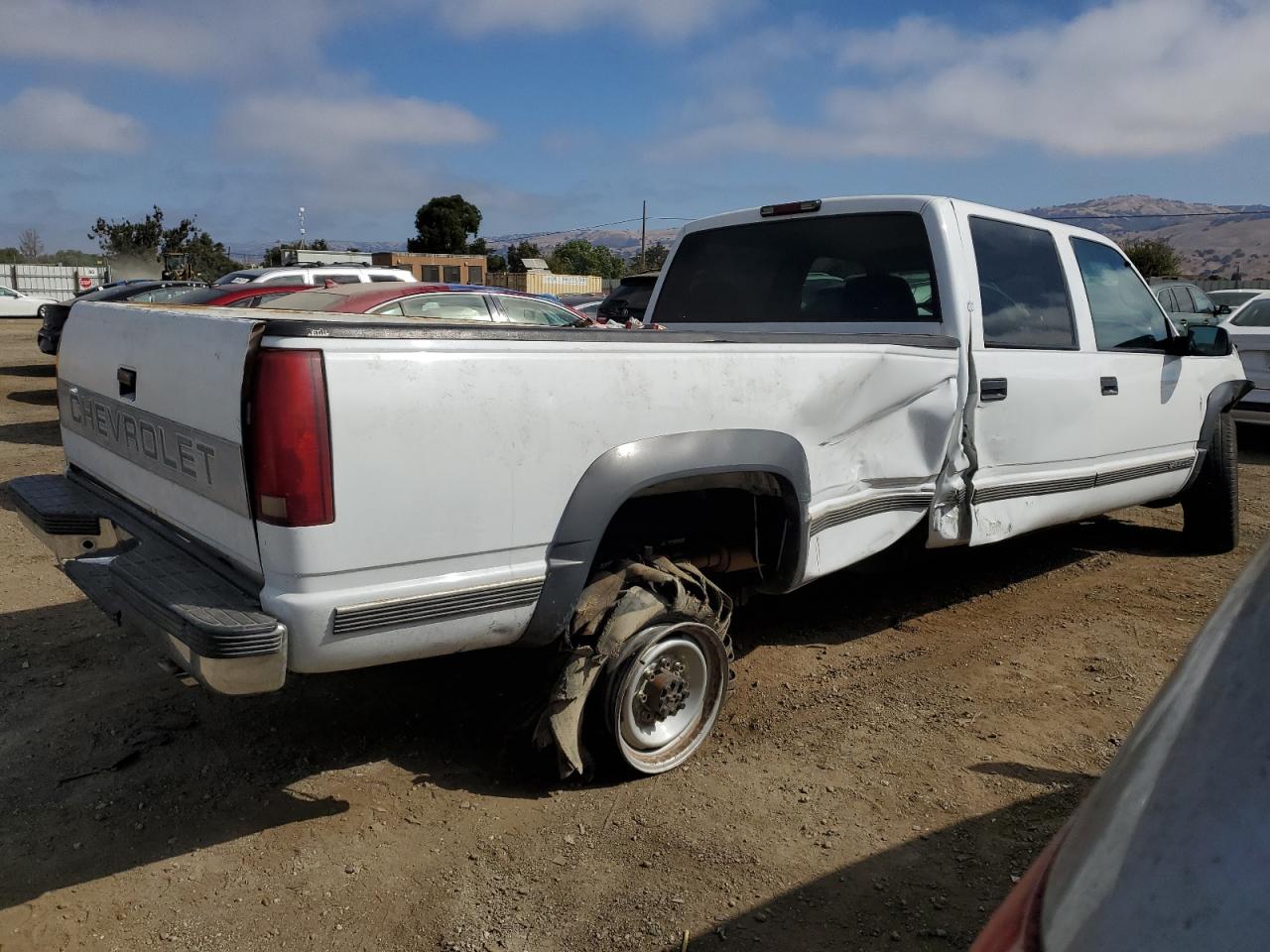 2000 Chevrolet Gmt-400 K3500 VIN: 1GCHK33J8YF512388 Lot: 69455454