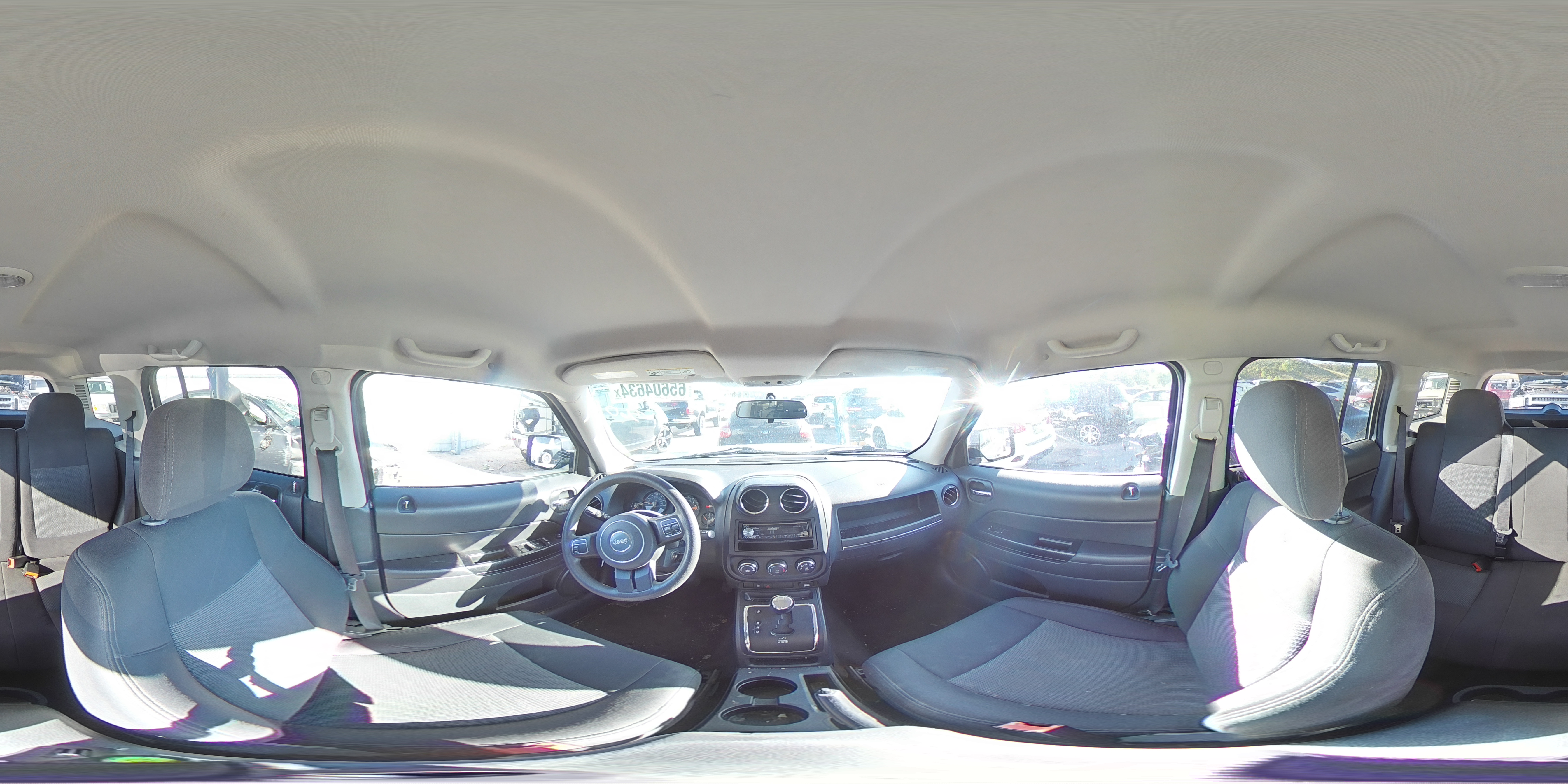 2014 Jeep Liberty (Patriot) - Image 14