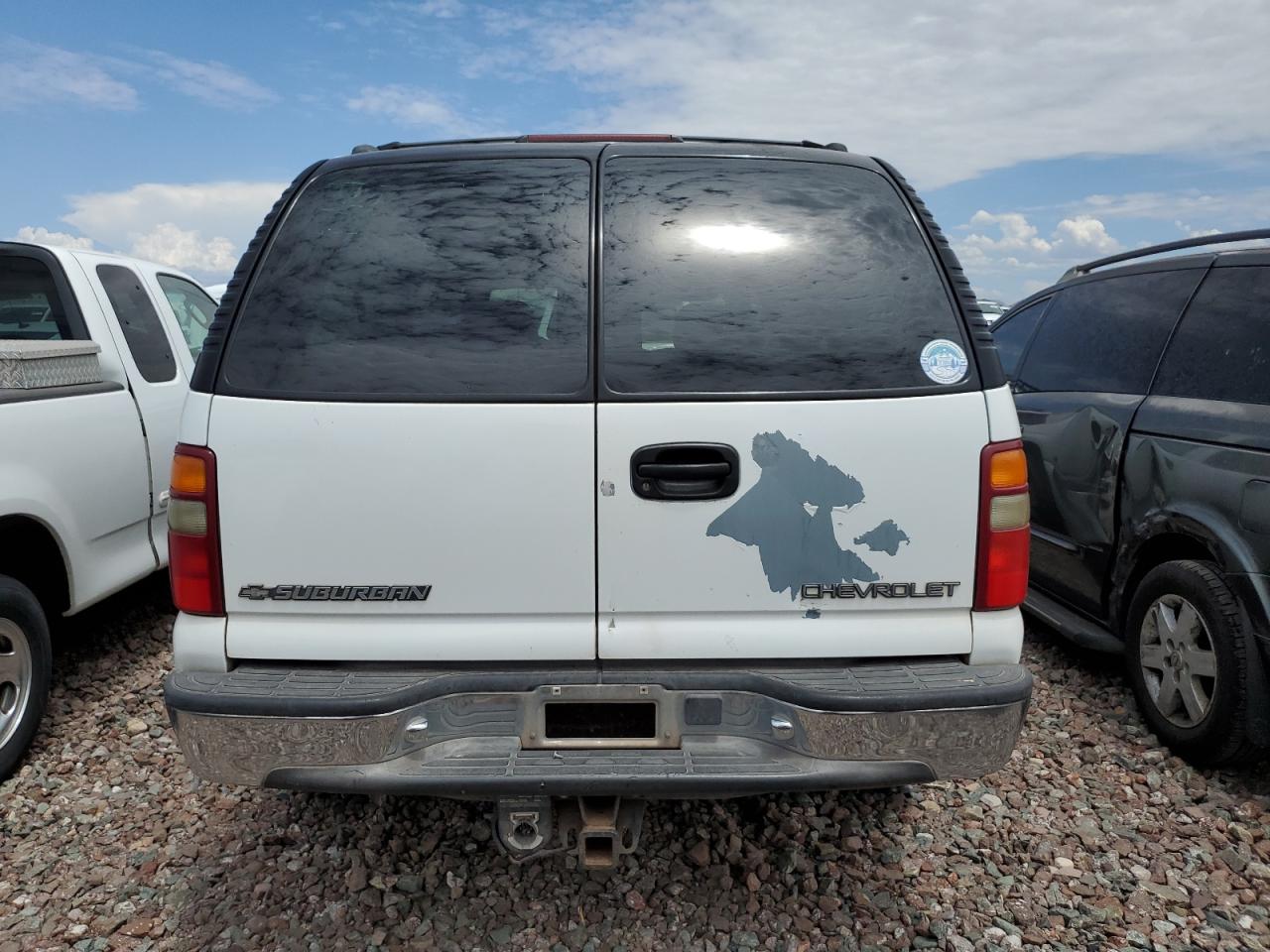 2000 Chevrolet Suburban K1500 VIN: 3GNFK16T8YG228564 Lot: 64715484