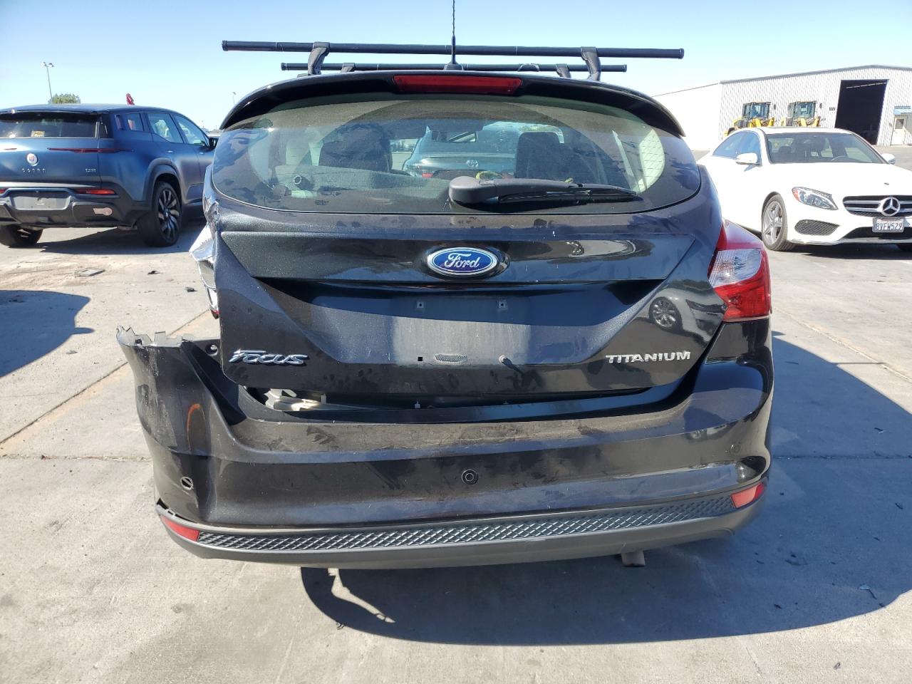 2012 Ford Focus Titanium VIN: 1FAHP3N26CL330437 Lot: 68379364