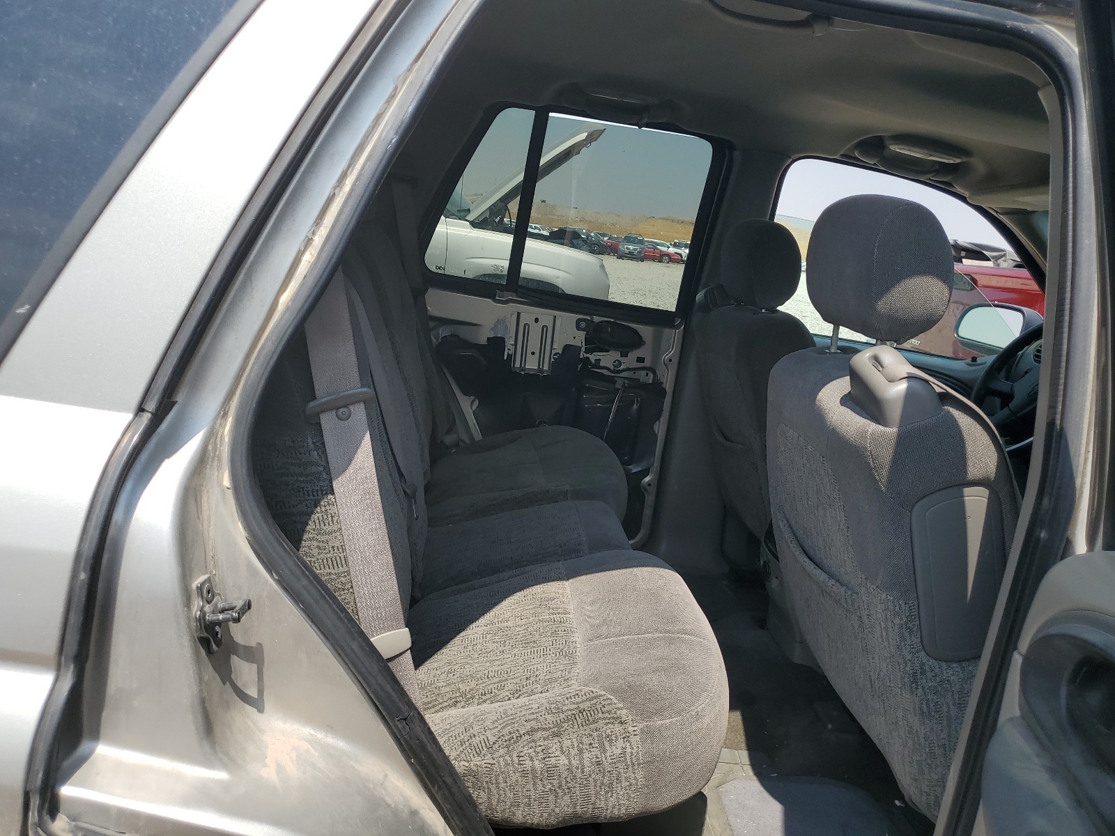 1GNDT13S532114362 2003 Chevrolet Trailblazer