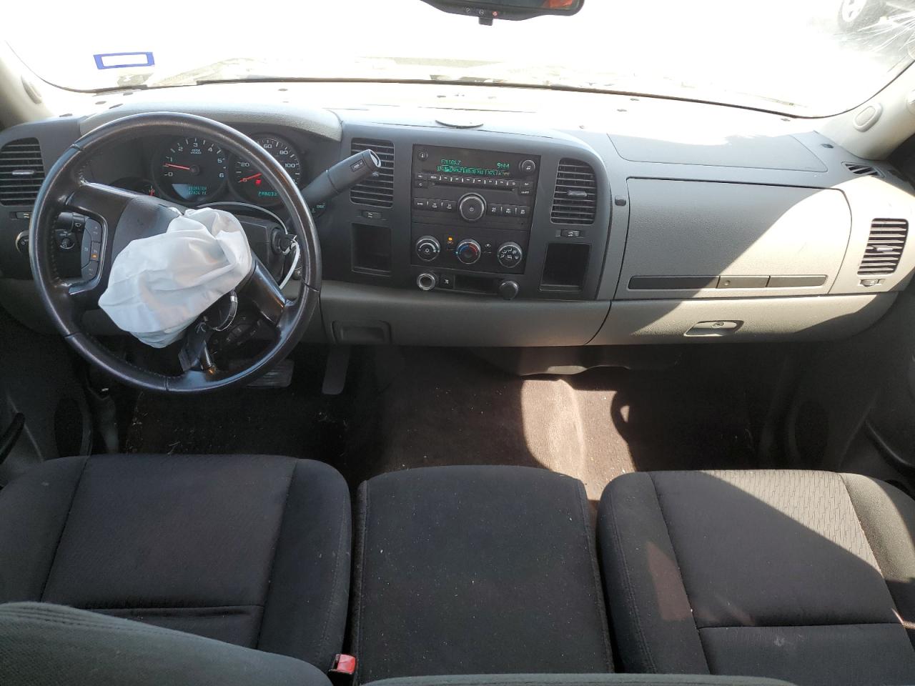 2011 Chevrolet Silverado - Image 8