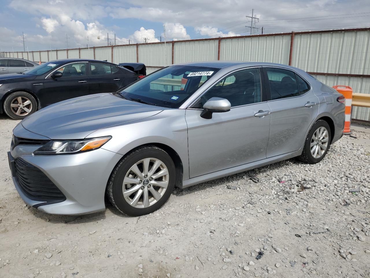 4T1B11HKXKU256882 2019 TOYOTA CAMRY - Image 1