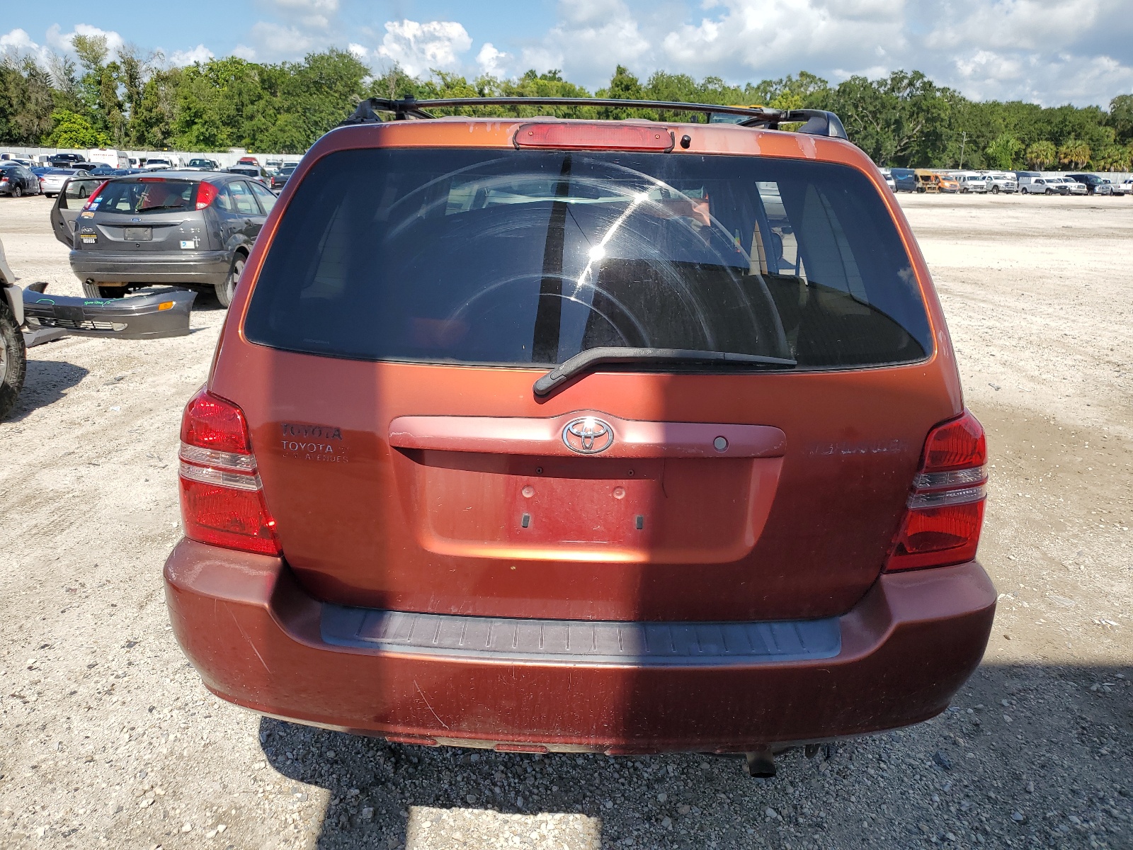 JTEGD21A110001628 2001 Toyota Highlander