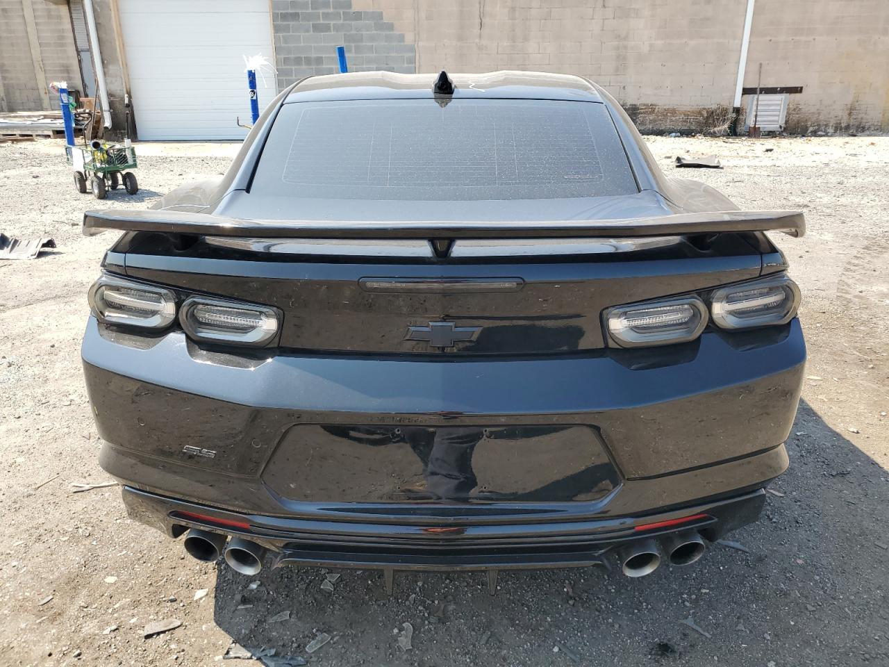 2023 Chevrolet Camaro - Image 6