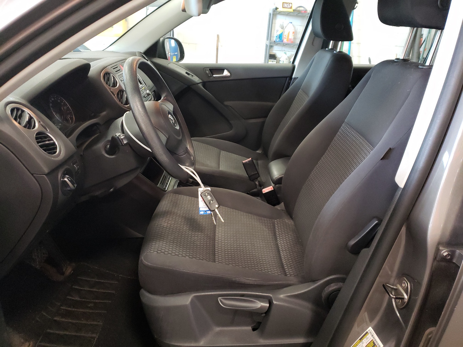 WVGBV7AX2BW506455 2011 Volkswagen Tiguan S