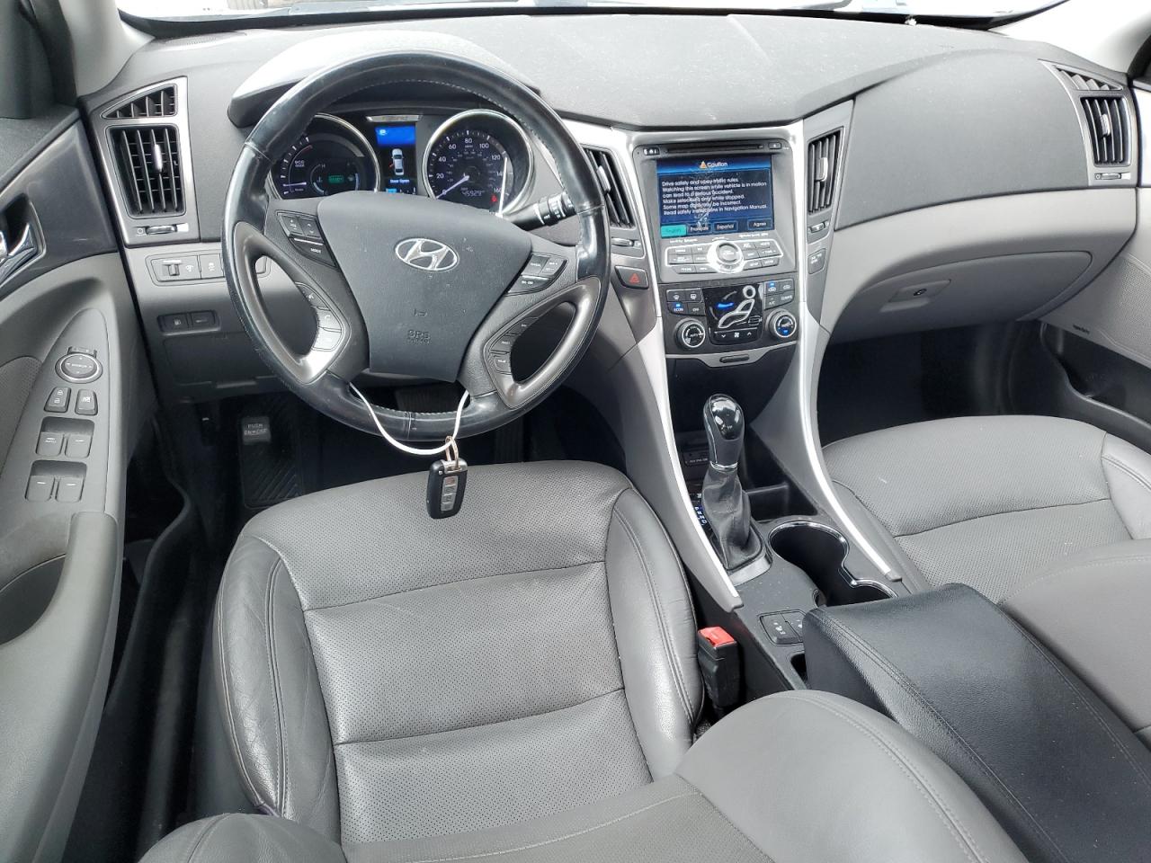 2013 Hyundai Sonata Hybrid VIN: KMHEC4A44DA091226 Lot: 68156954