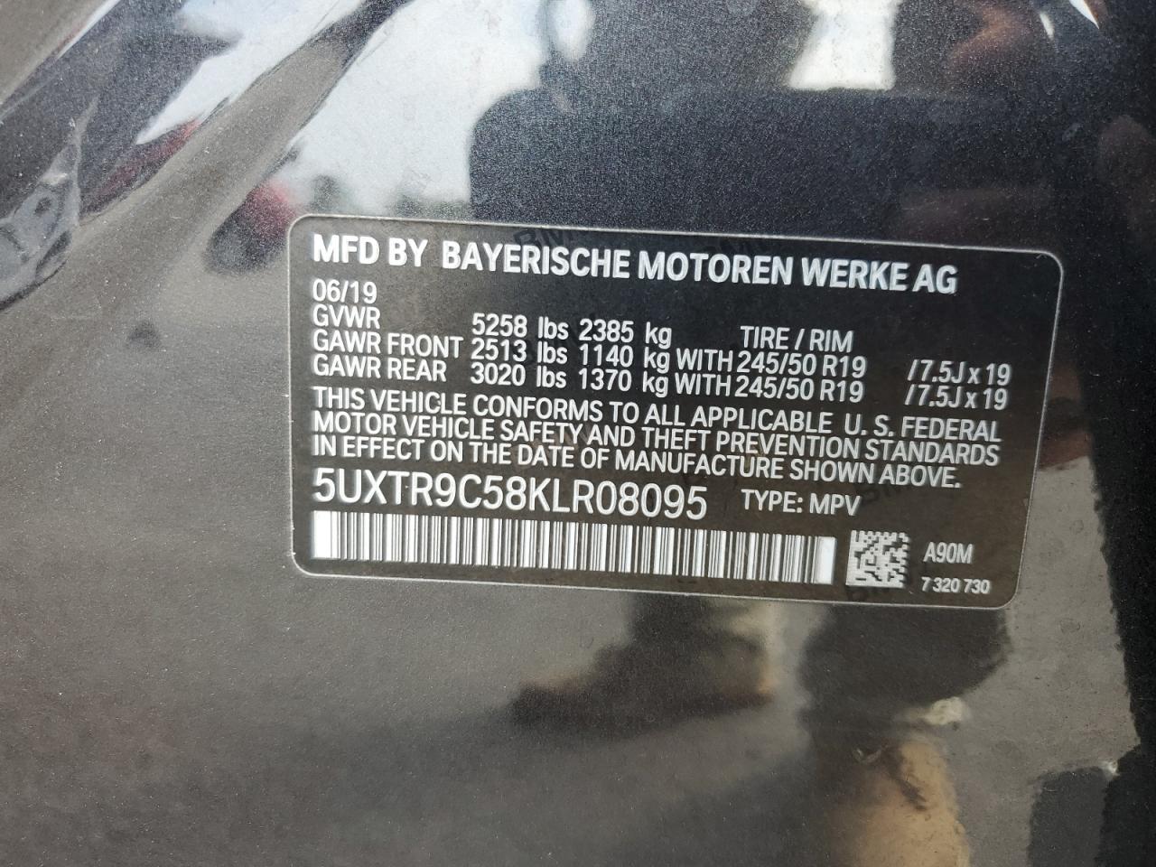 VIN 5UXTR9C58KLR08095 2019 BMW X3 no.13