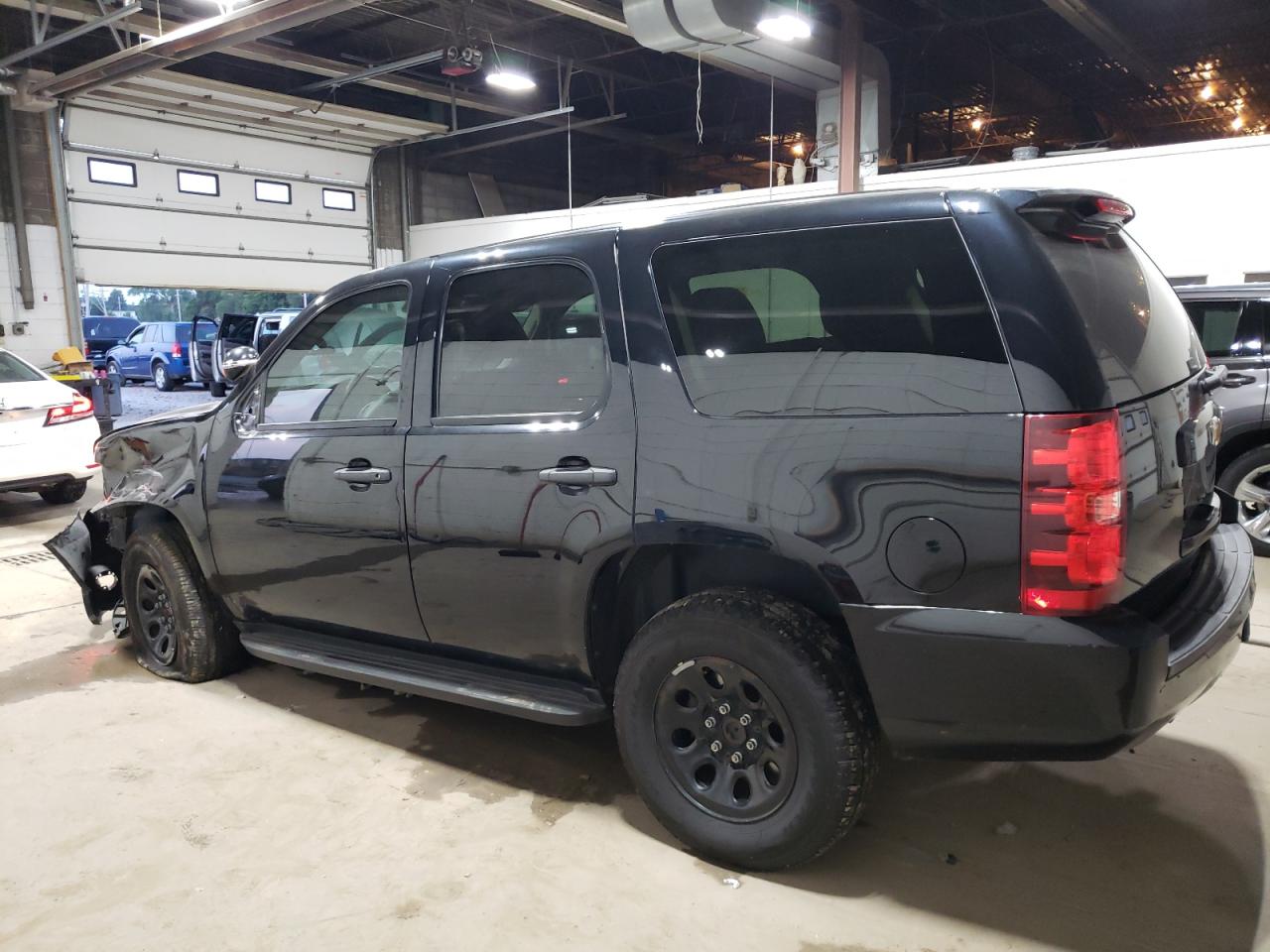 2014 Chevrolet Tahoe - Image 2