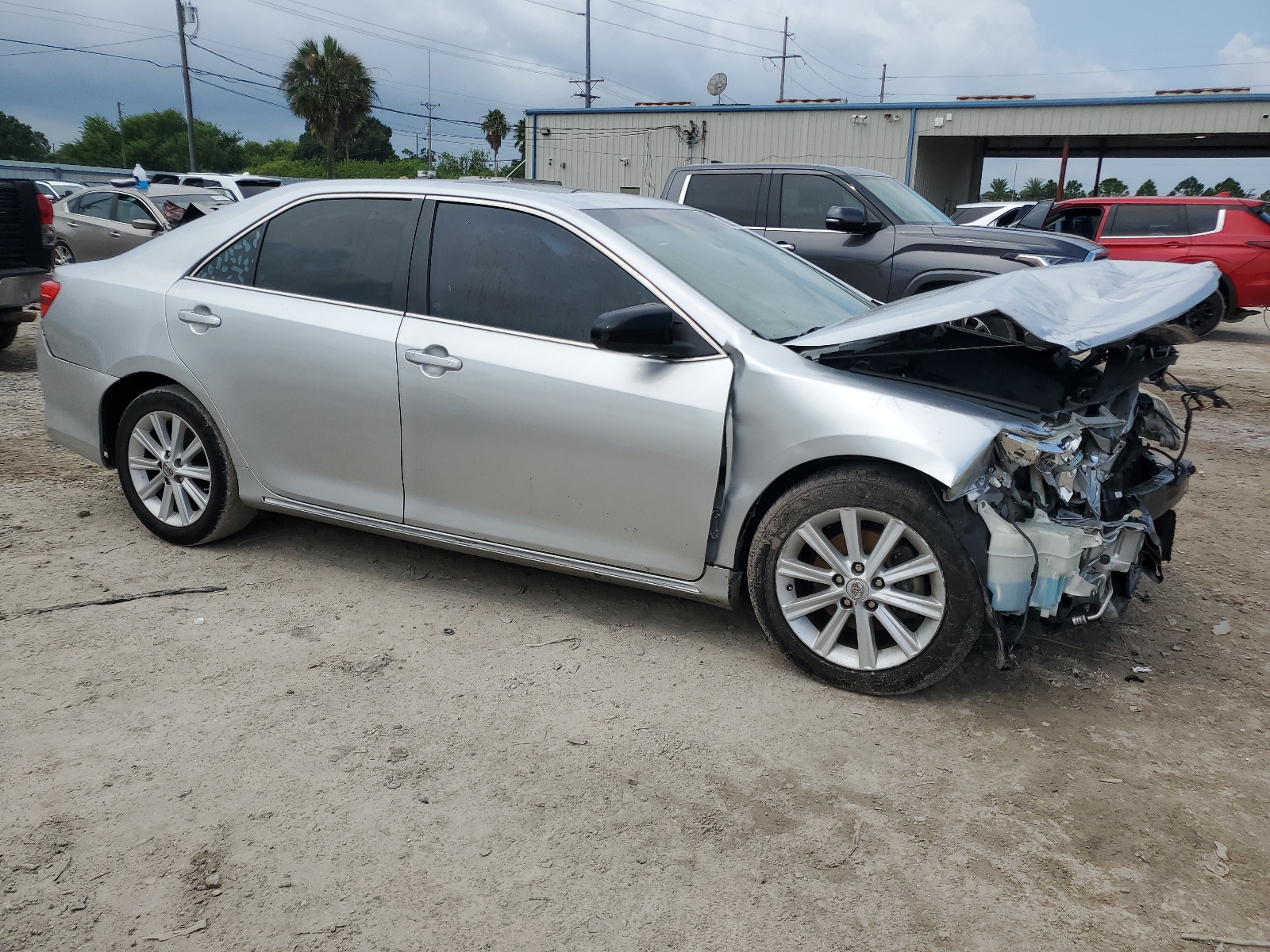 4T1BK1FK4EU539959 2014 Toyota Camry Se