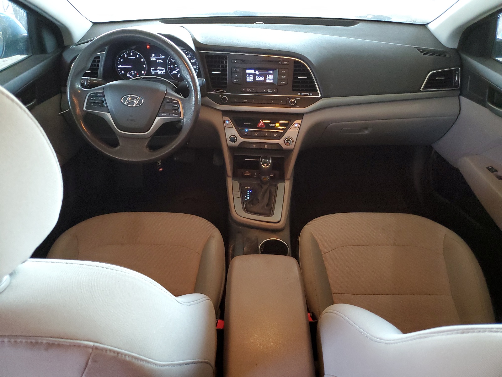 5NPD74LF5HH090815 2017 Hyundai Elantra Se