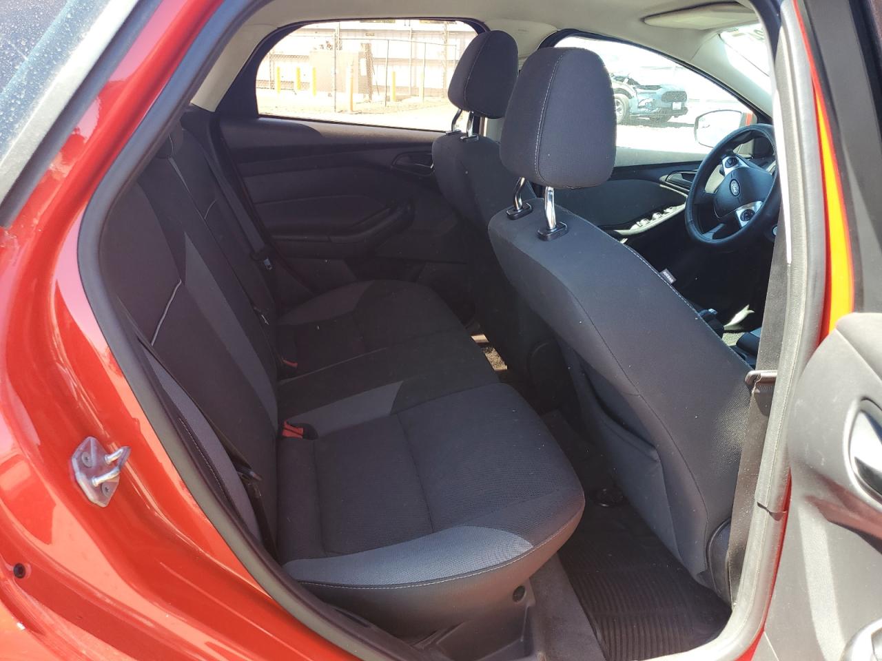 1FAHP3K21CL177731 2012 Ford Focus Se