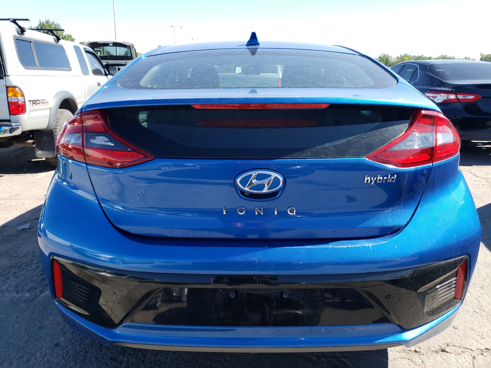 KMHC75LC0JU059731 2018 Hyundai Ioniq Sel