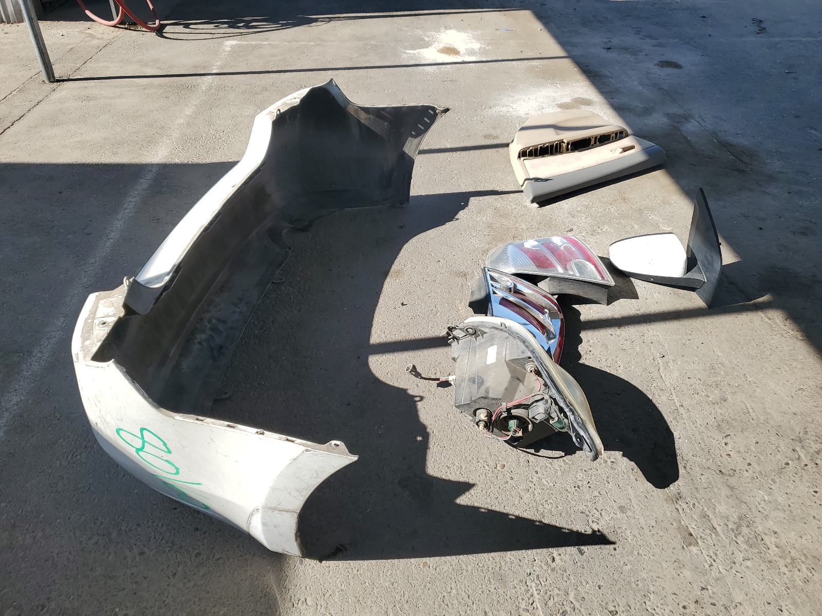 3N1AB61E18L614858 2008 Nissan Sentra 2.0