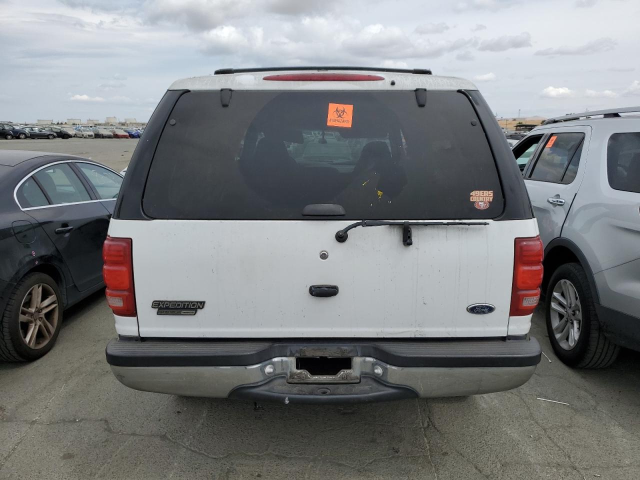 1FMRU15W32LA34705 2002 Ford Expedition Xlt