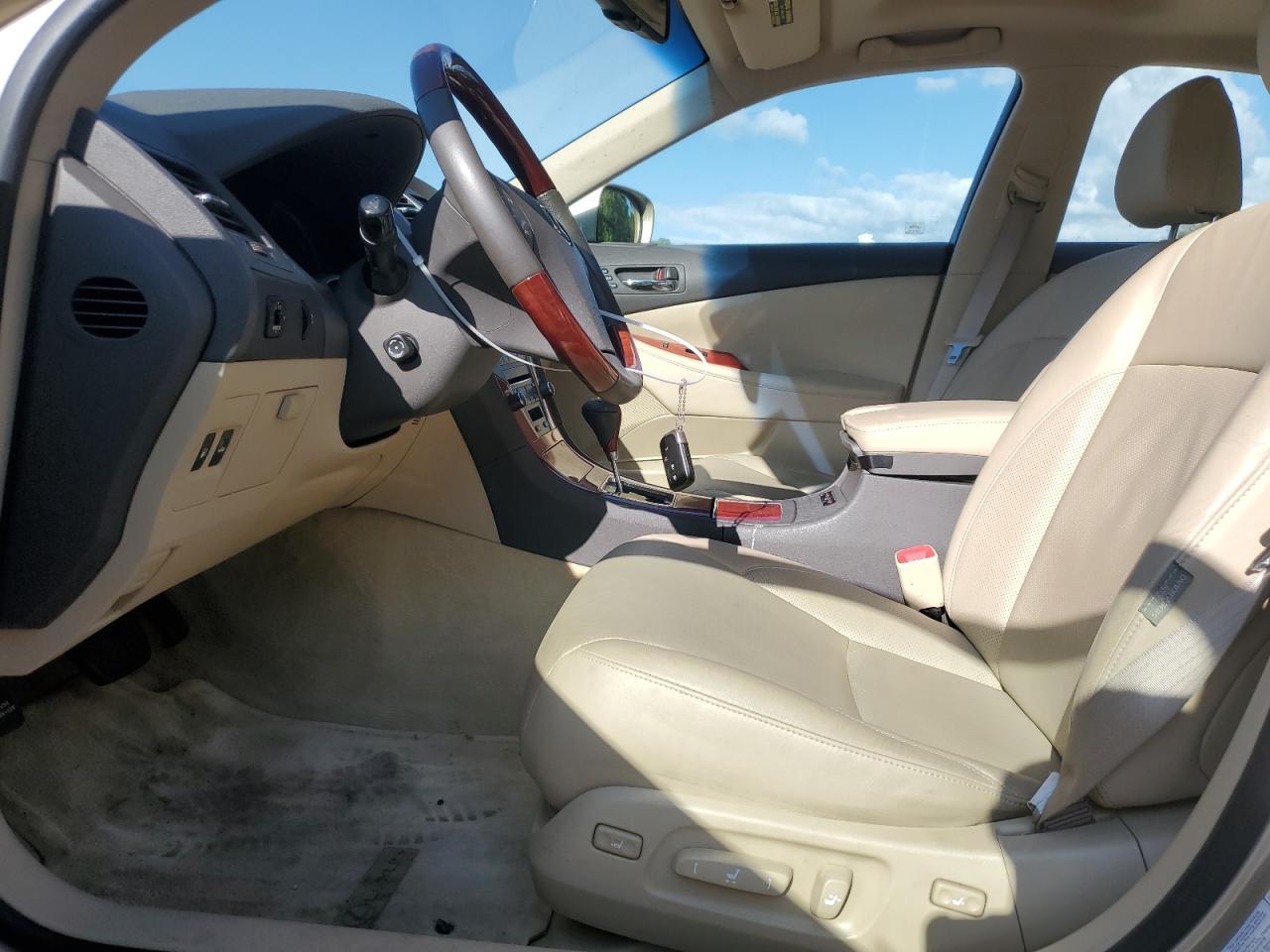 2007 Lexus Es 350 VIN: JTHBJ46G272003741 Lot: 67864074