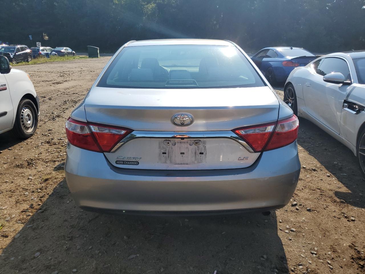 2015 Toyota Camry - Image 6