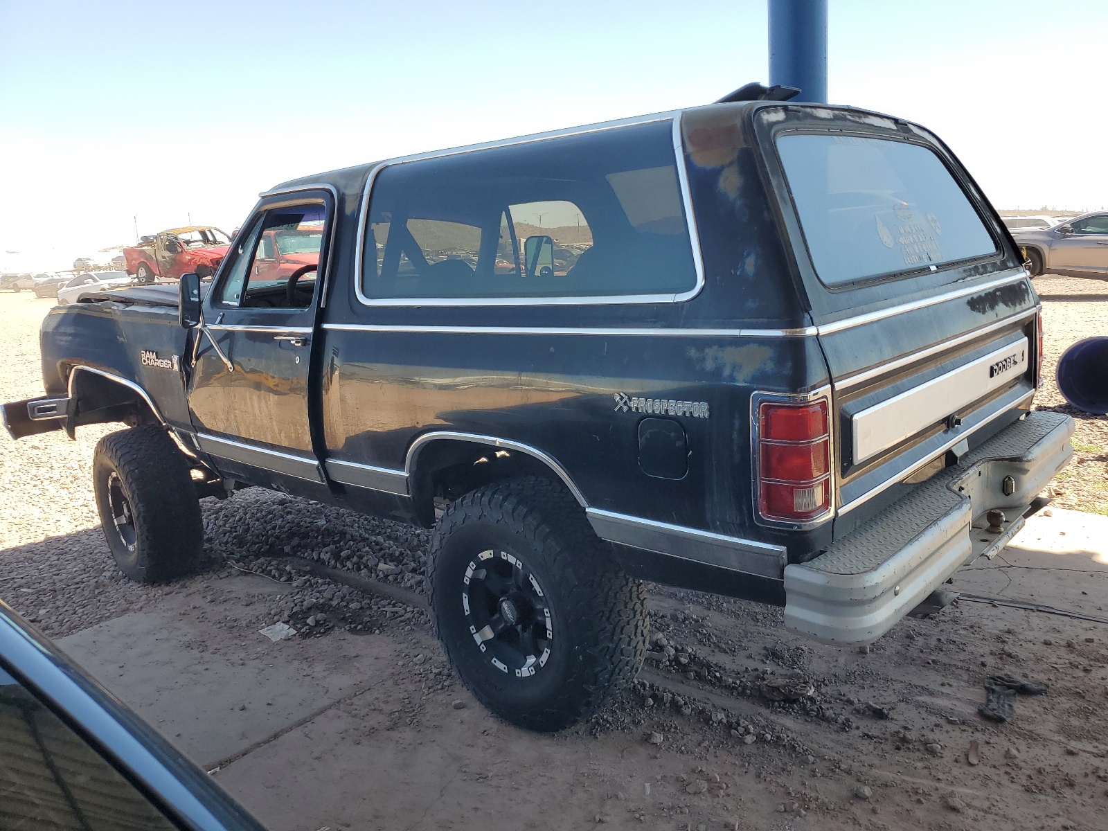 1B4GW12W9FS535617 1985 Dodge Ramcharger Aw-100