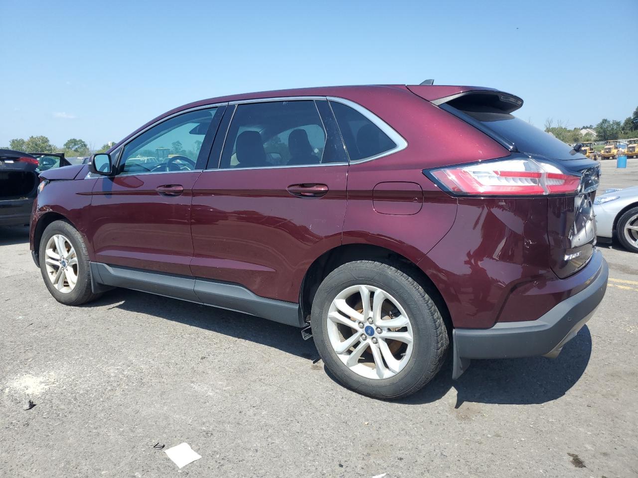 2020 Ford Edge - Image 2