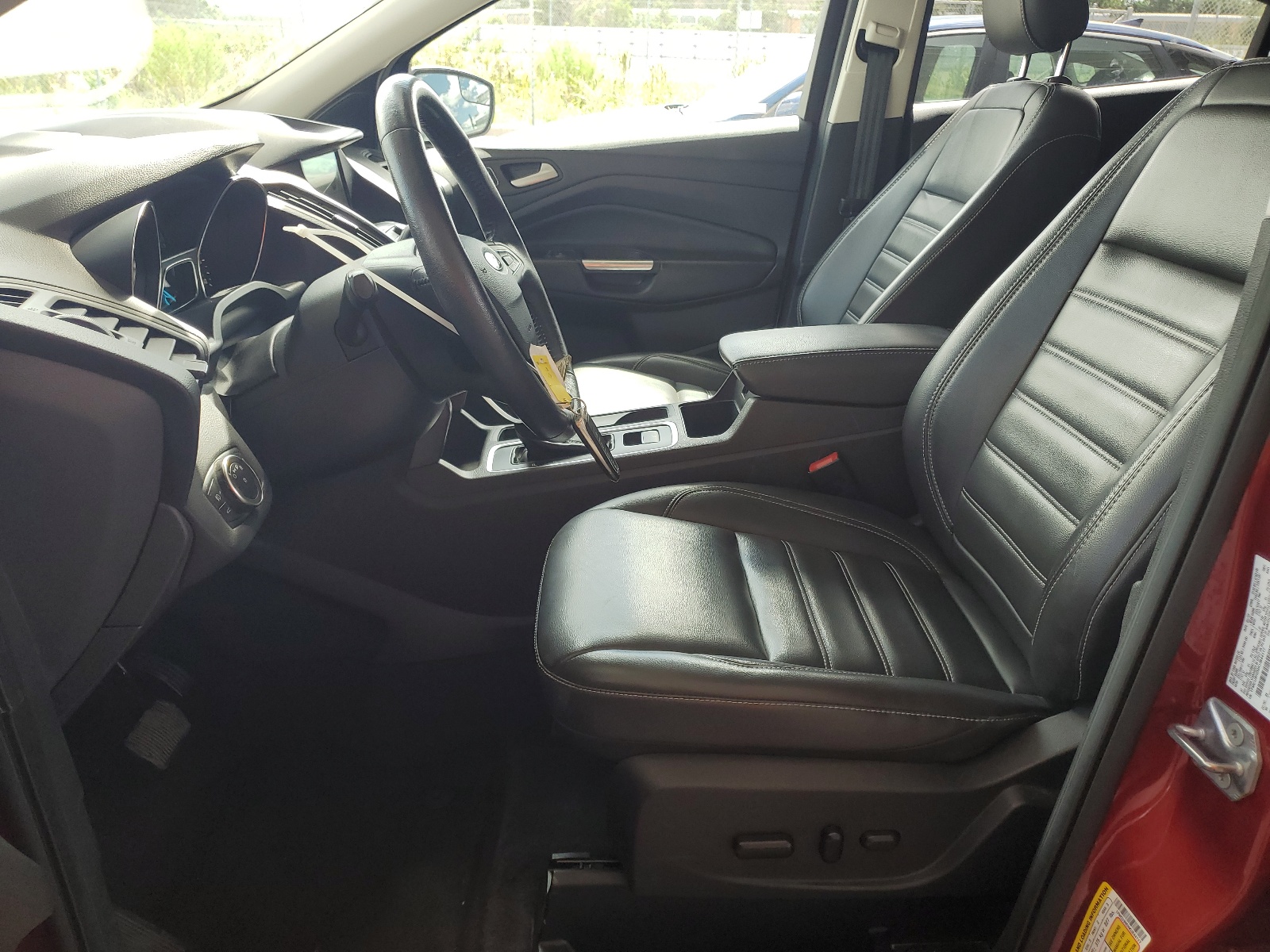 1FMCU9HD9KUB44117 2019 Ford Escape Sel